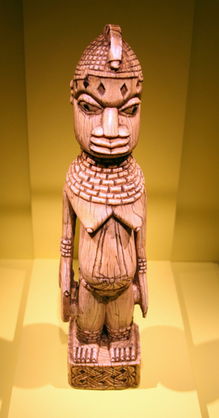 Unknown, Young female figure, Benin kingdom court style, Edo peoples, Nigeria, c.1825, National Museum of African Art. Wiki Commons, cliff1066. 