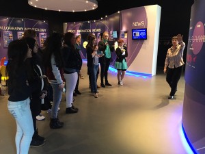 Students learning about X-Rays in the ESRF visitor centre.