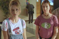 Sarah Michelle Gellar as Buffy Summers and Alyson Hannigan as Willow Rosenberg. Image from http://buffy.wikia.com.