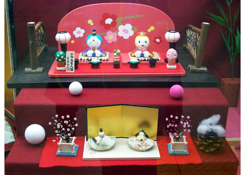 Various hina displays, Kyoto, Japan. Girl Museum, 2010. Along shop windows and department store passageways, there were Hina Matsuri displays all over Tokyo, Kyoto and other towns, using various characters.